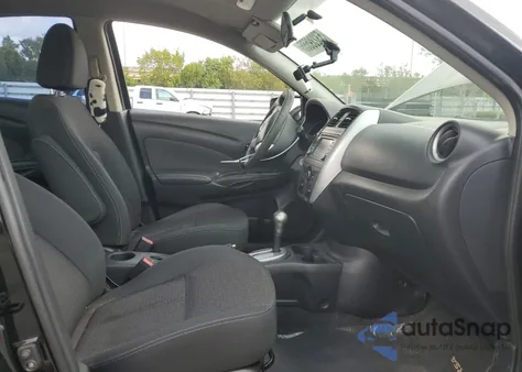 2015 Nissan Versa S из США, поврежденный, VIN 3N1CN7AP8FL931685